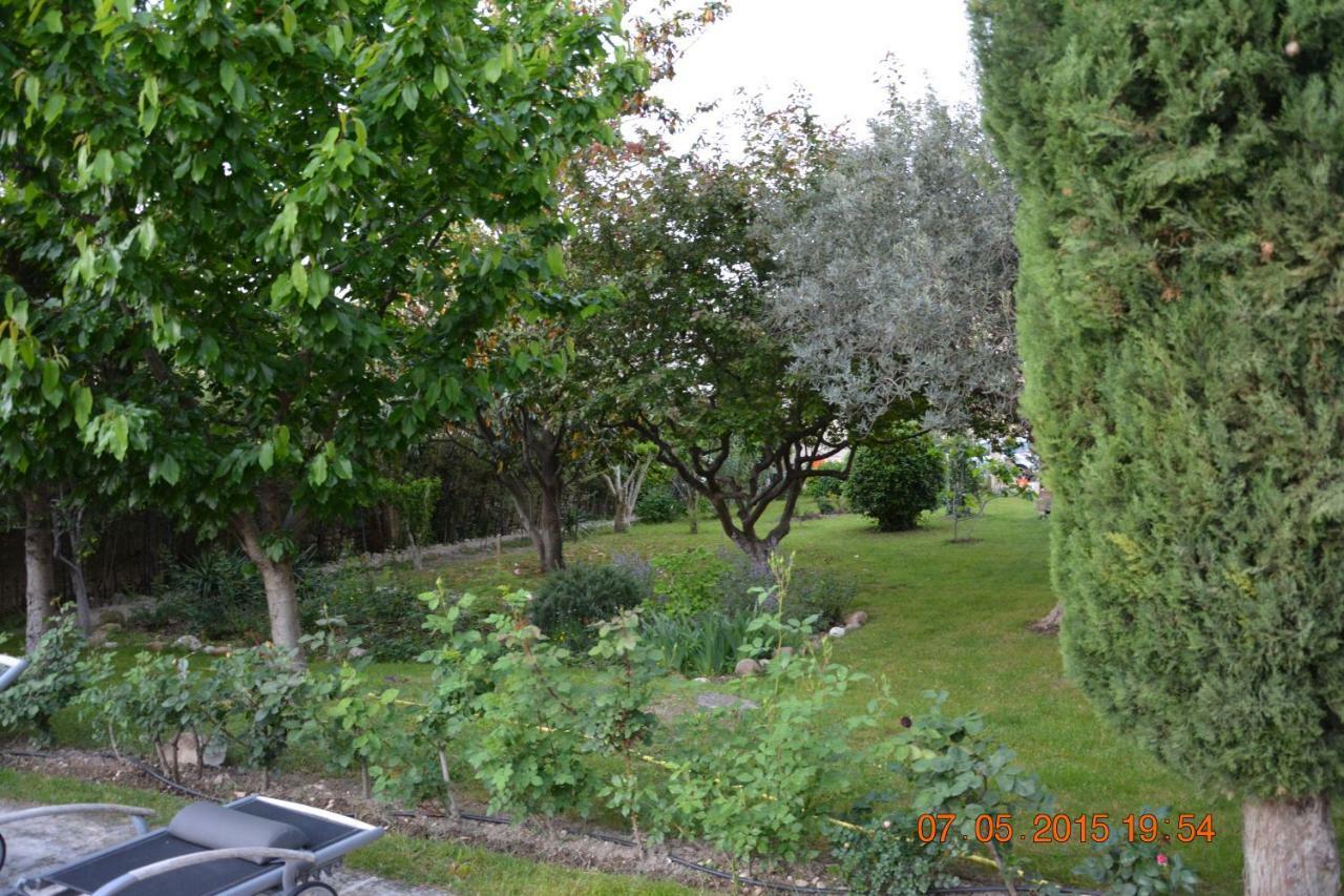 Mas Alpilles Soleil Apartment Saint-Remy-de-Provence Exterior photo
